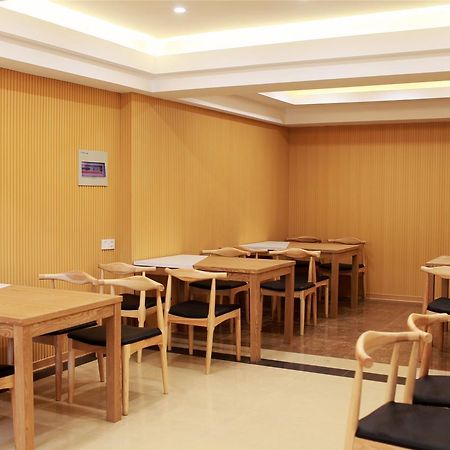 格林豪泰阜康富康商务酒店 昌吉 外观 照片
